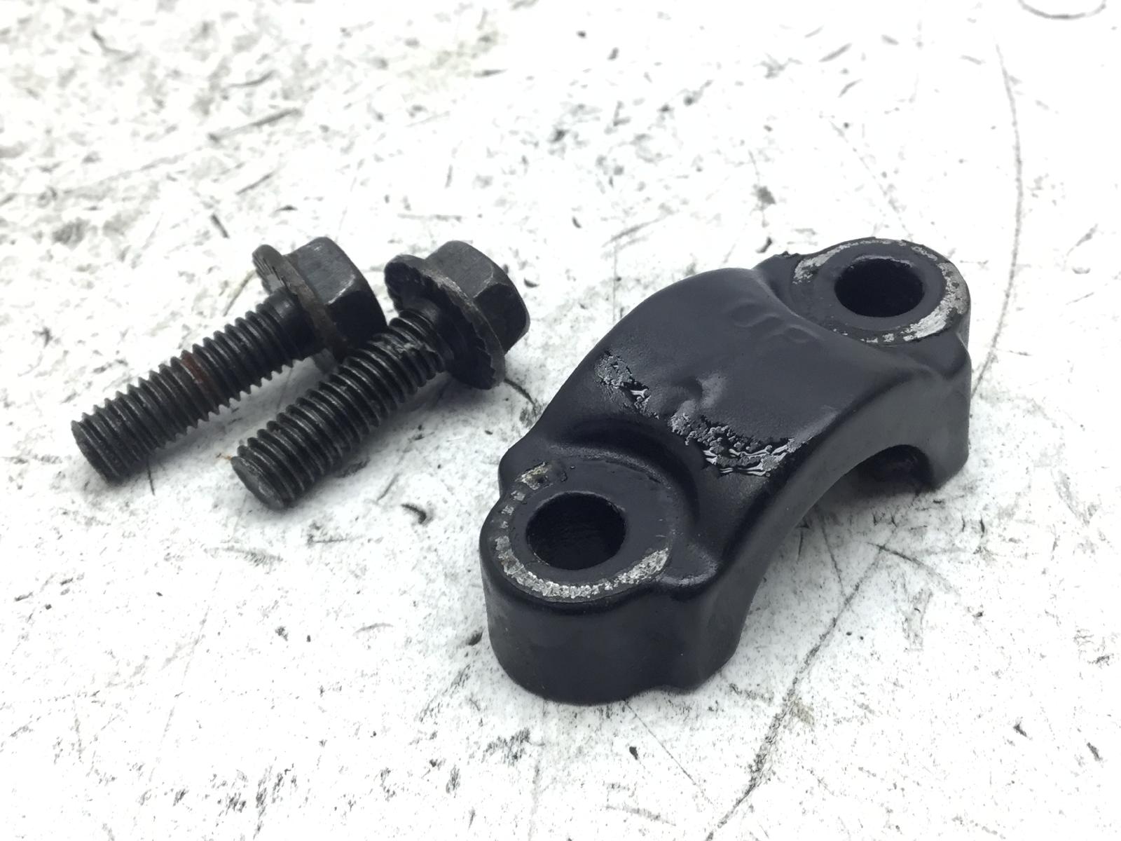 Suzuki burgman 150 cavallotto pompa freno destra 2002 2002 br111