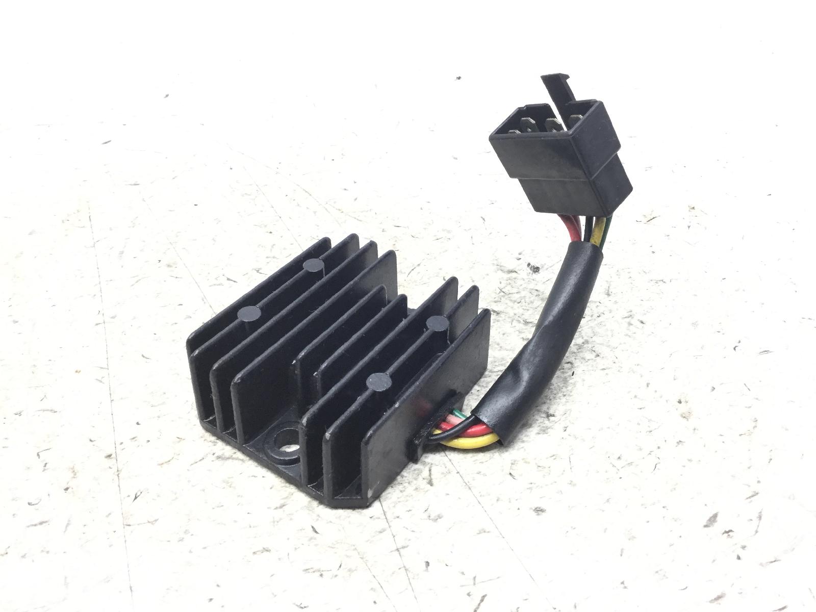 Kymco people s 200 regolatore impianto elettrico tensione 2005 2005 d11000