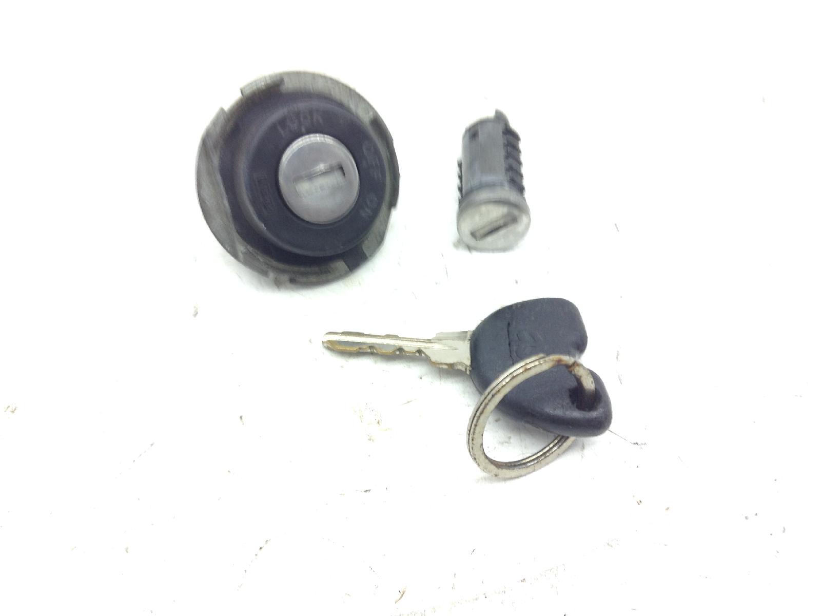 Piaggio liberty sport s 4t 50 blocchetto accensione chiave e serratura 2006 2006 c42405