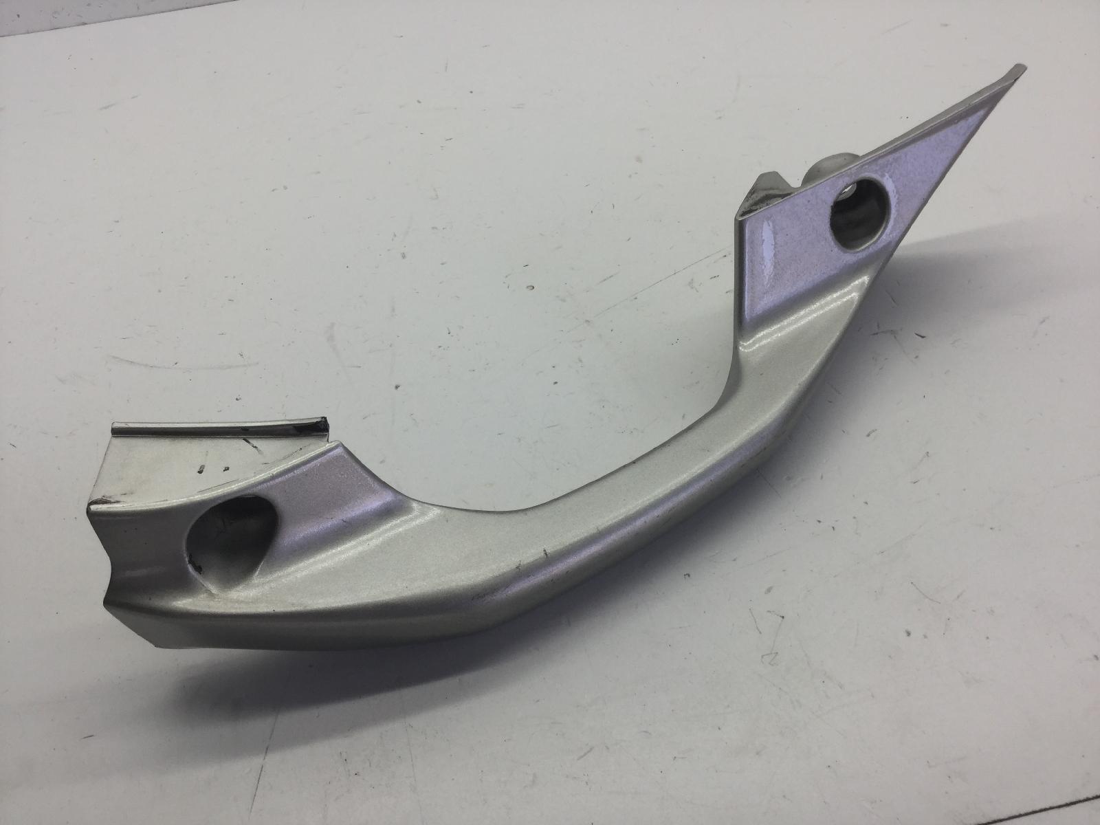 Aprilia atlantic 500 maniglia posteriore destra 2001 2004 pt00