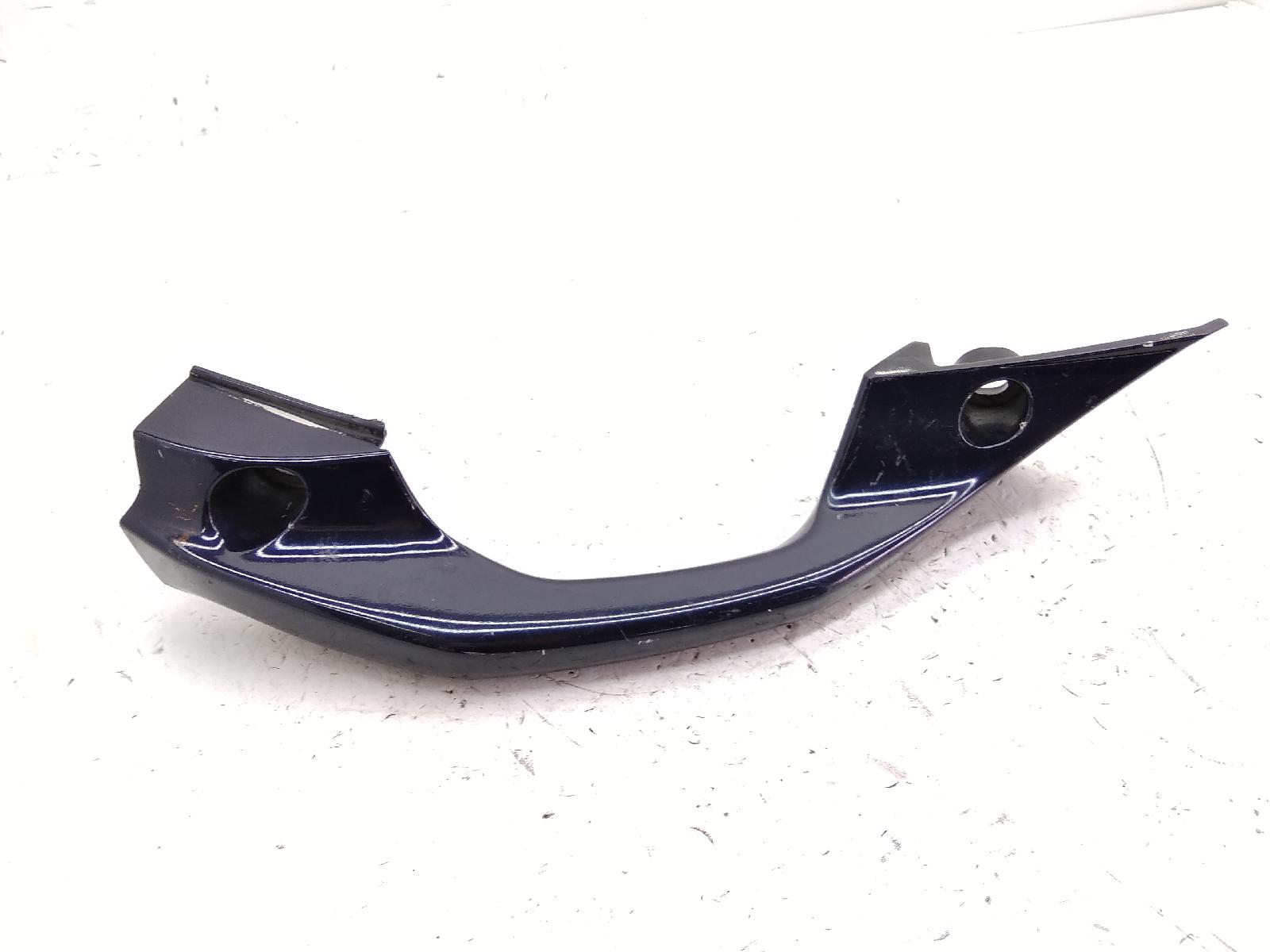 Aprilia atlantic 500 maniglia posteriore destra 2001 2004 pt003
