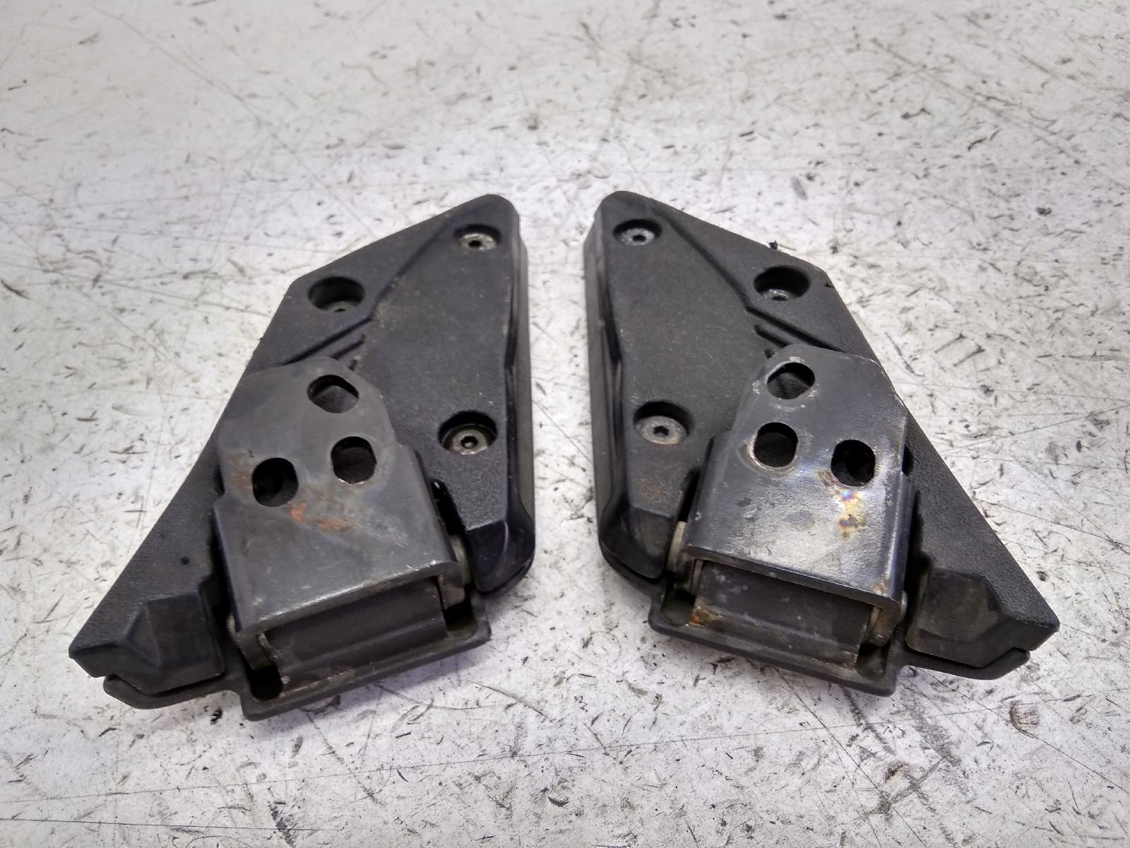 Aprilia atlantic 500 coppia pedane posteriori 2001 2004 pt003