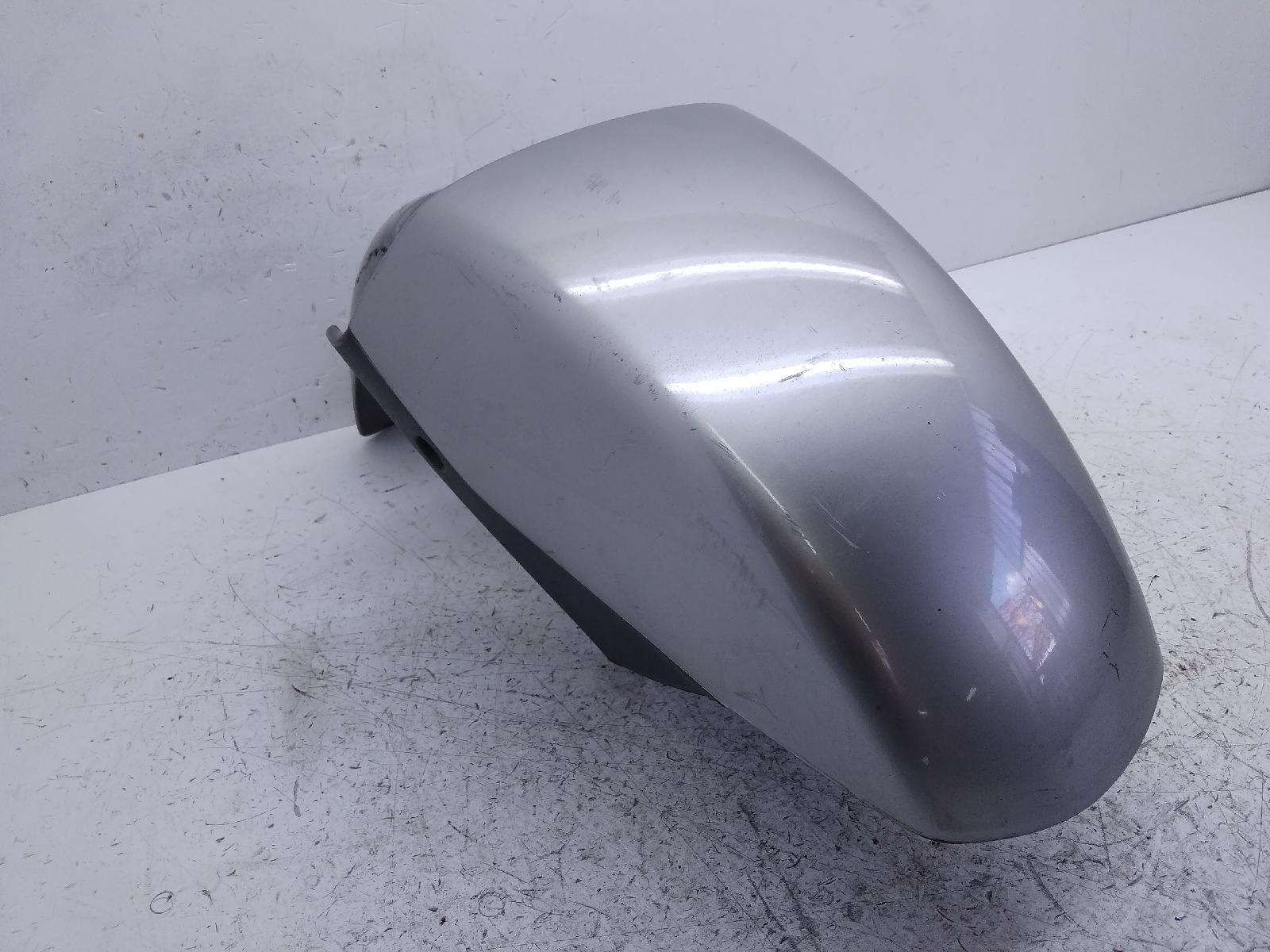 Aprilia atlantic 500 parafango ruota anteriore deformato 2001 2004 pt003