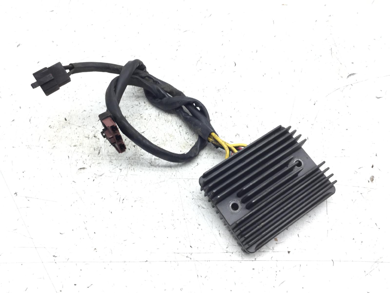 Aprilia atlantic 500 regolatore di tensione impianto elettrico 2001 2004 pt003
