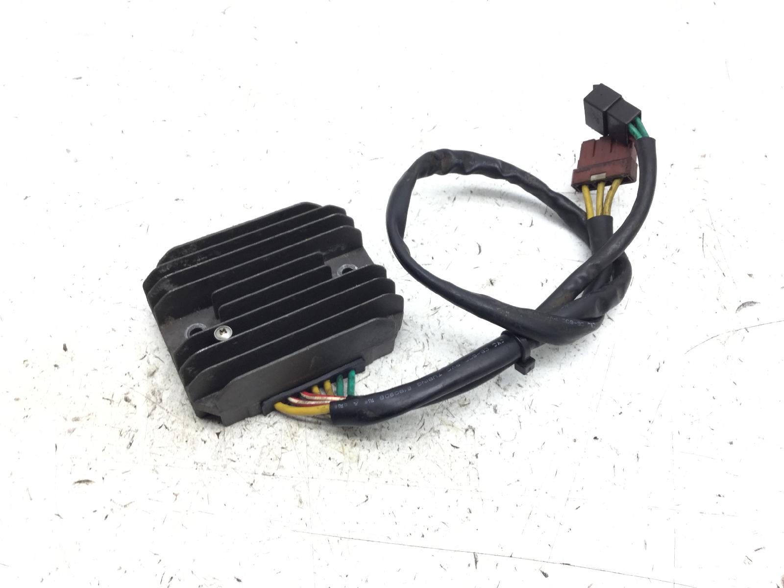 Aprilia atlantic 500 regolatore di tensione per impianto elettrico 2001 2004 pt003