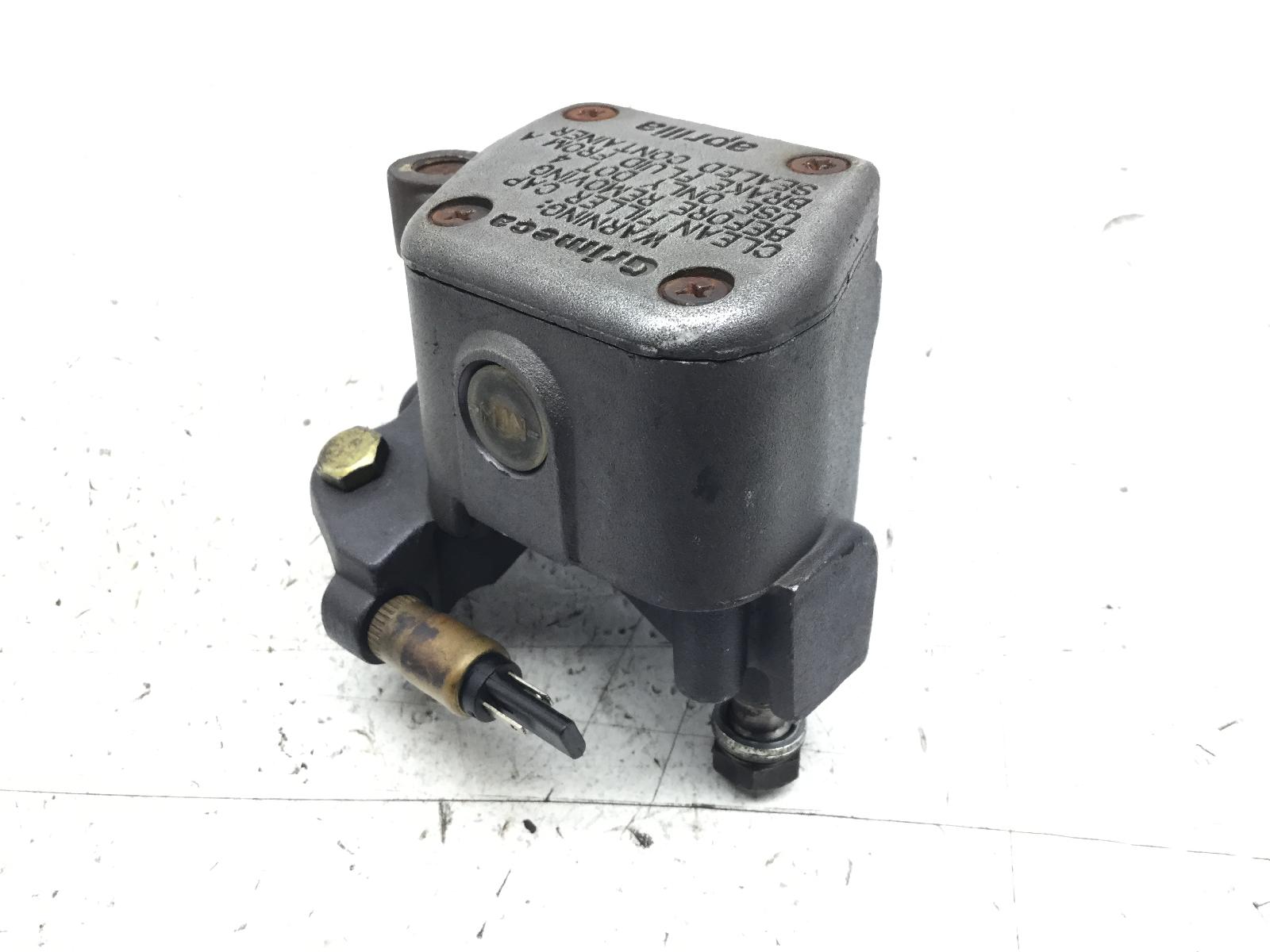 Aprilia atlantic 500 pompa destra freno anteriore senza leva 2001 2004 pt003