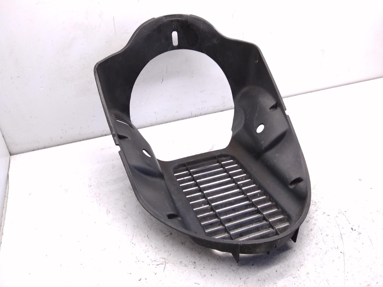 Aprilia atlantic 500 carena chiglia puntale vano ruota 2001 2004 pt003