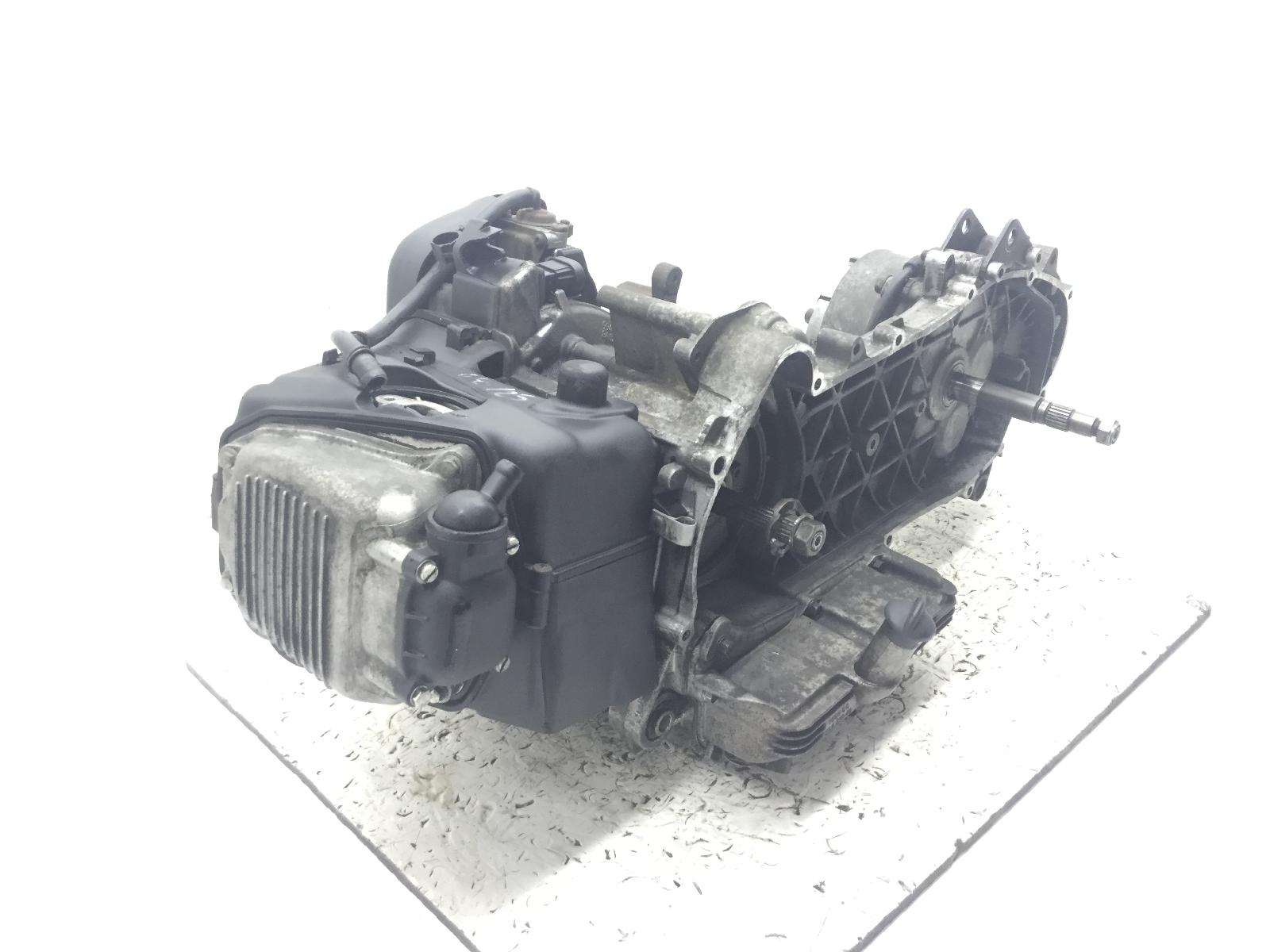 Piaggio vespa lx 150 blocco motore mod. m442m 2006 2006 m44200