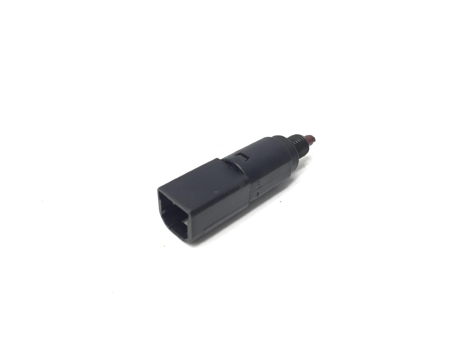 Piaggio vespa lx 150 sensore stop microstop freno anteriore destro 2006 2006 m44200