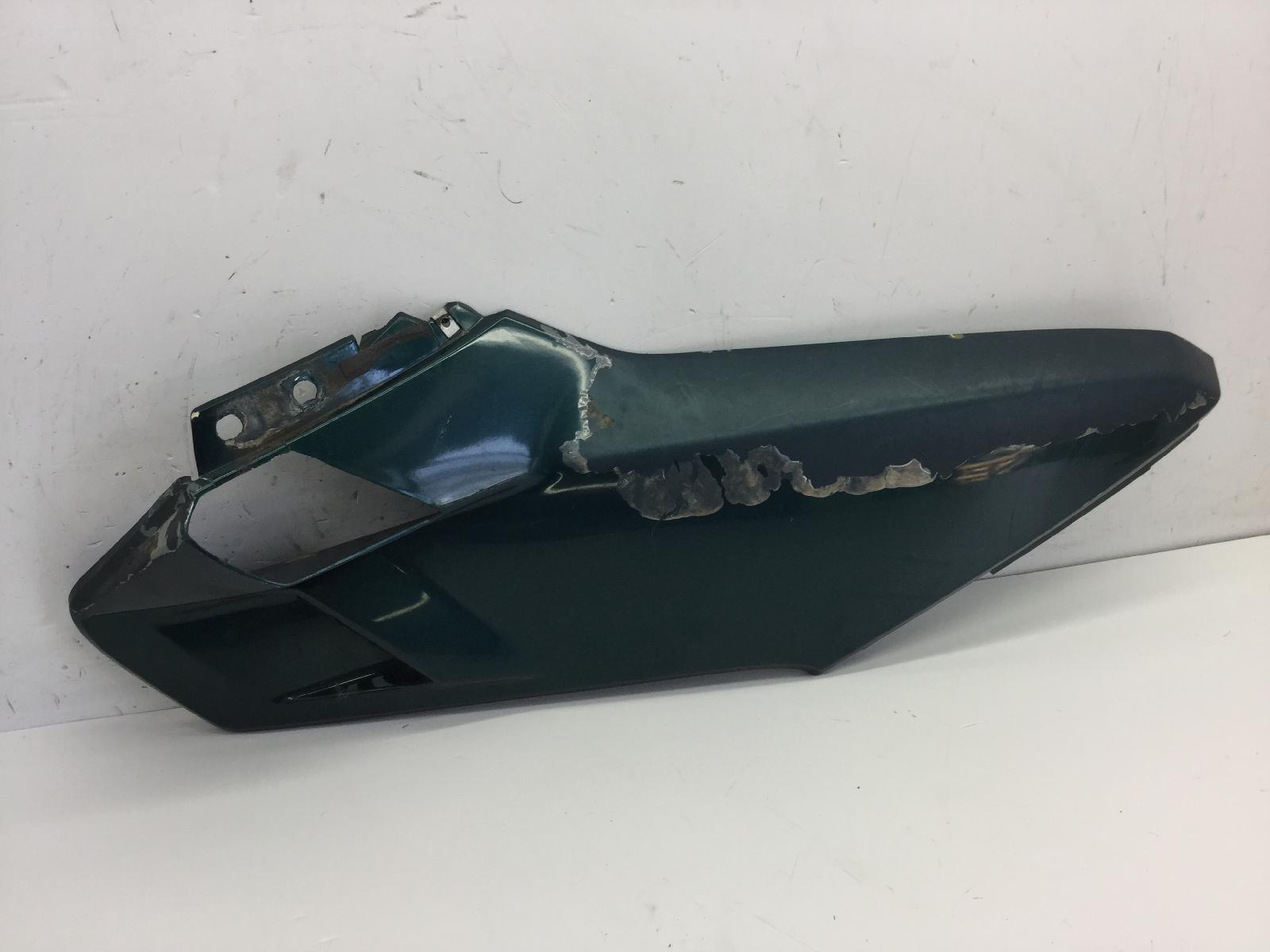 Honda cn spazio 250 carena scudo anteriore destro - 4 attacchi rotti 1998 1998