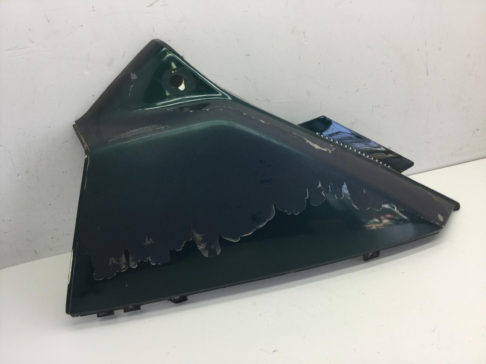 Honda cn spazio 250 carena fiancata posteriore destra con attacco rotto 1998 1998