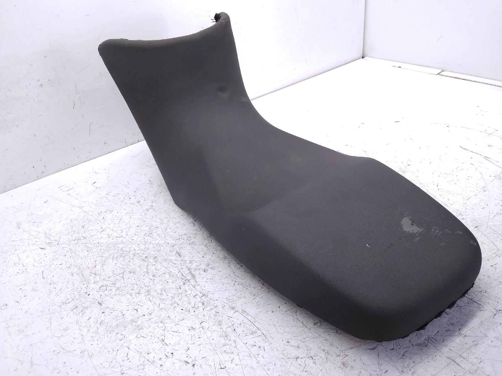 Aprilia pegaso ie 650 sella saddle con piccolo strappo su fodera 2001 2004 rw000