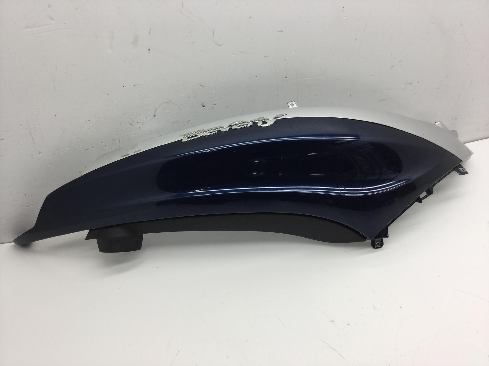 Piaggio beverly ie rst euro 3 300 carena fiancata posteriore destra 2014 2014 zapm69200