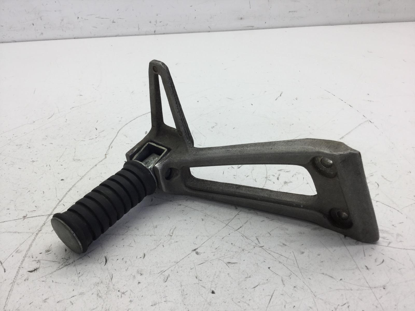 Yamaha tdr 125 pedana posteriore destra + supporto 1990 1990 3sh000