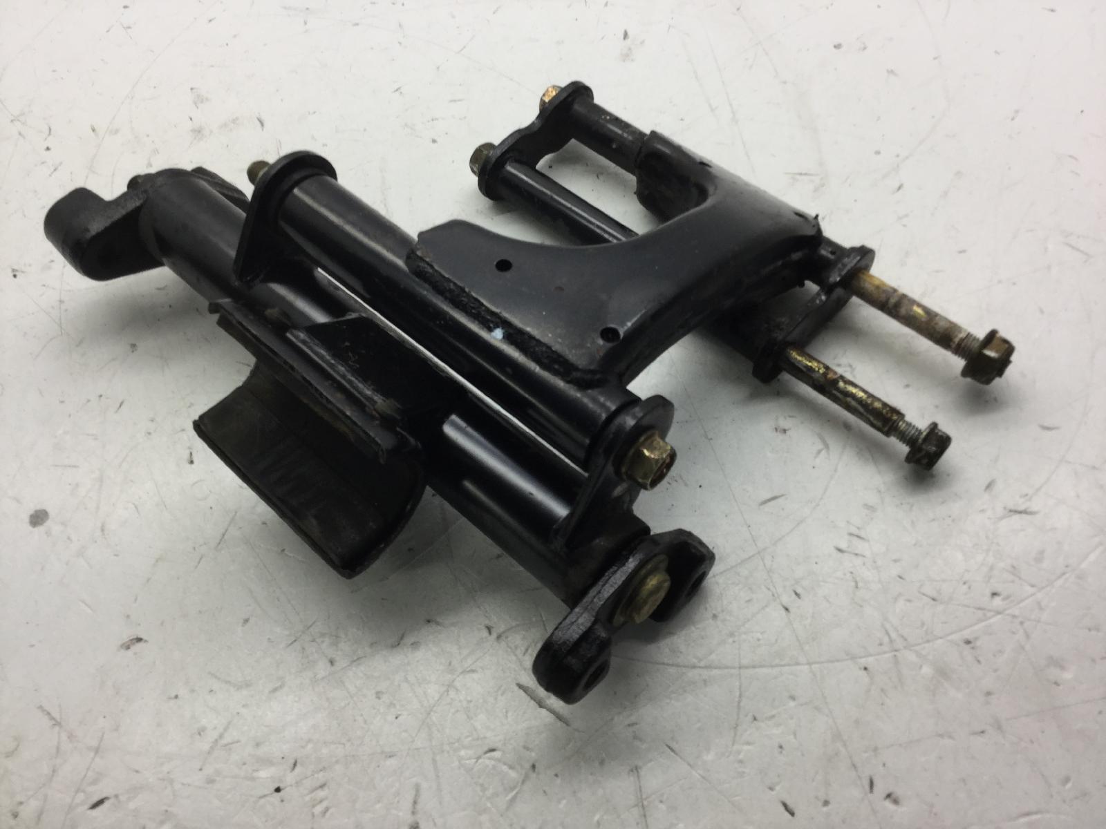 Kymco b&w bet win 150 staffa supporto motore 2000 2000 s30010