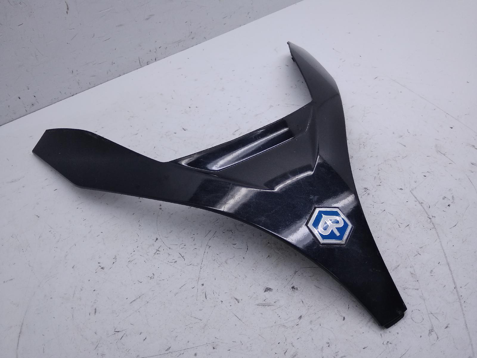 Piaggio mp3 250 coperchio carena scudo anteriore 2006 2008 m47201