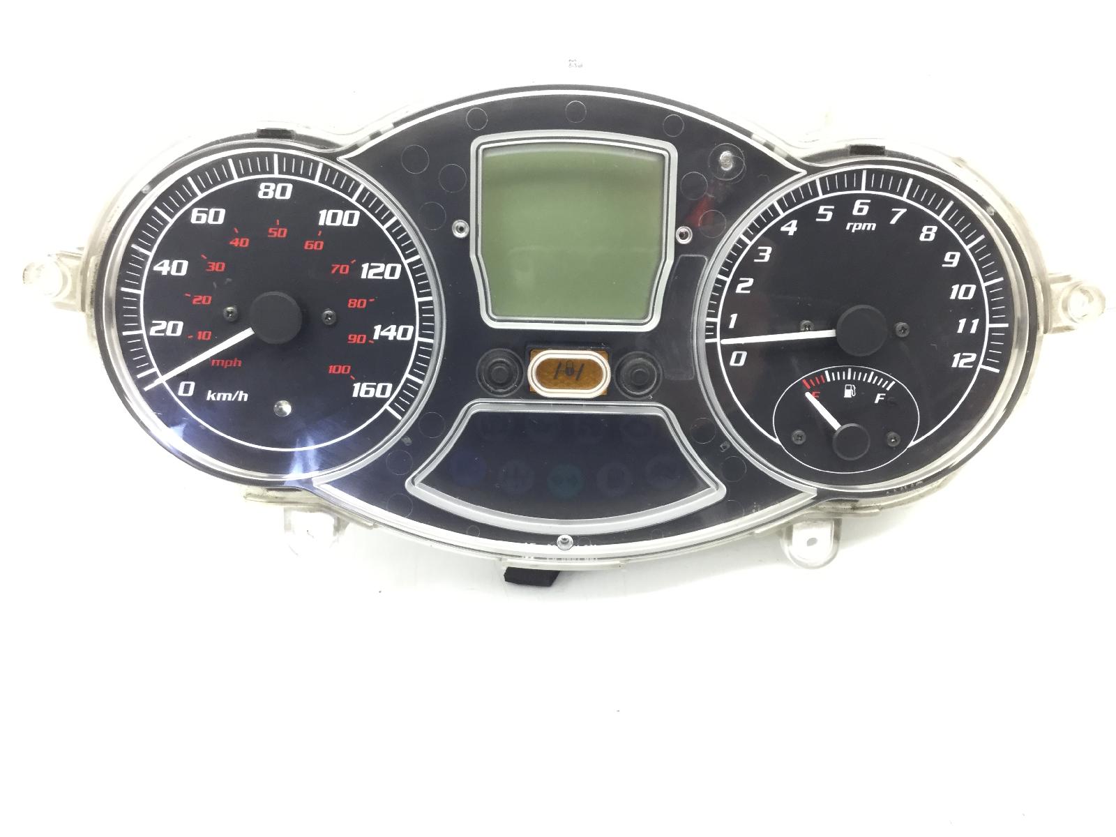Piaggio mp3 250 strumentazione contachilometri tachimetro 2006 2008 m47201