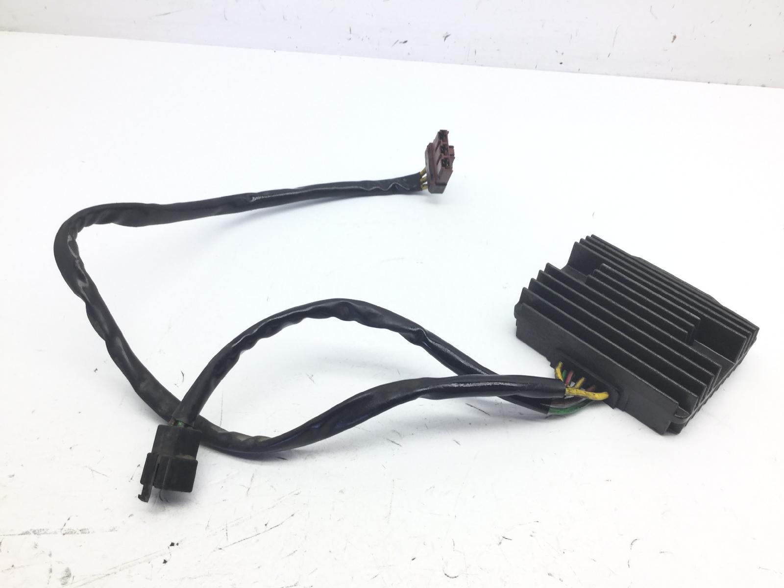 Piaggio mp3 250 regolatore di tensione 2006 2008 m47201