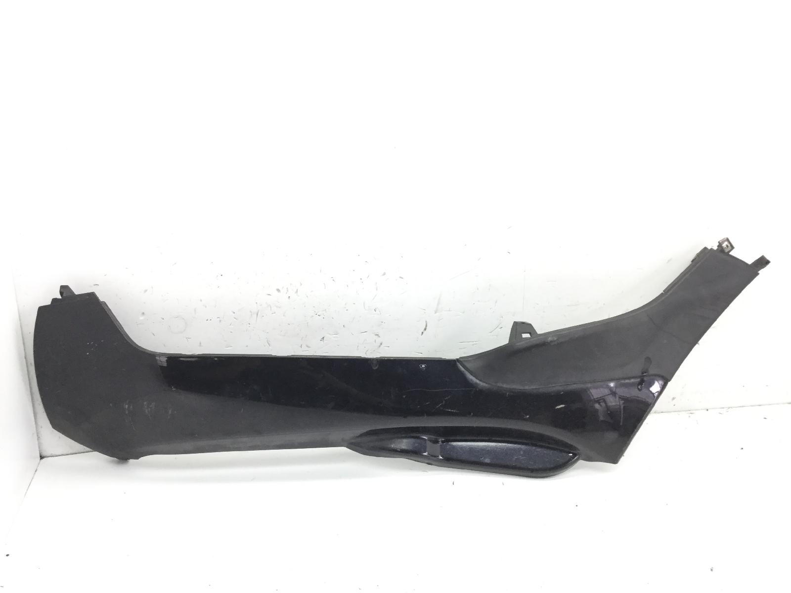 Piaggio mp3 250 carena sottopedana sinistra 2006 2008 m47201