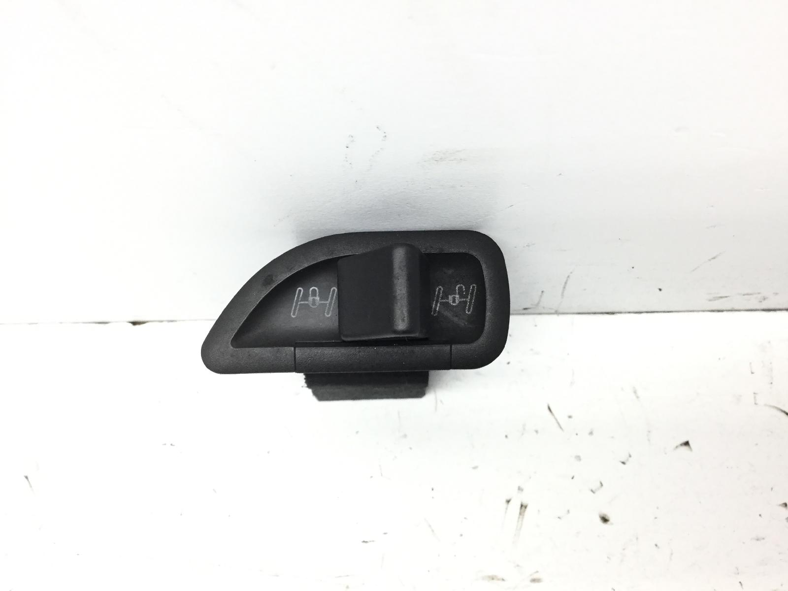 Piaggio mp3 250 pulsante tasto bloccaggio sbloccaggio rollio 2006 2008 m47201