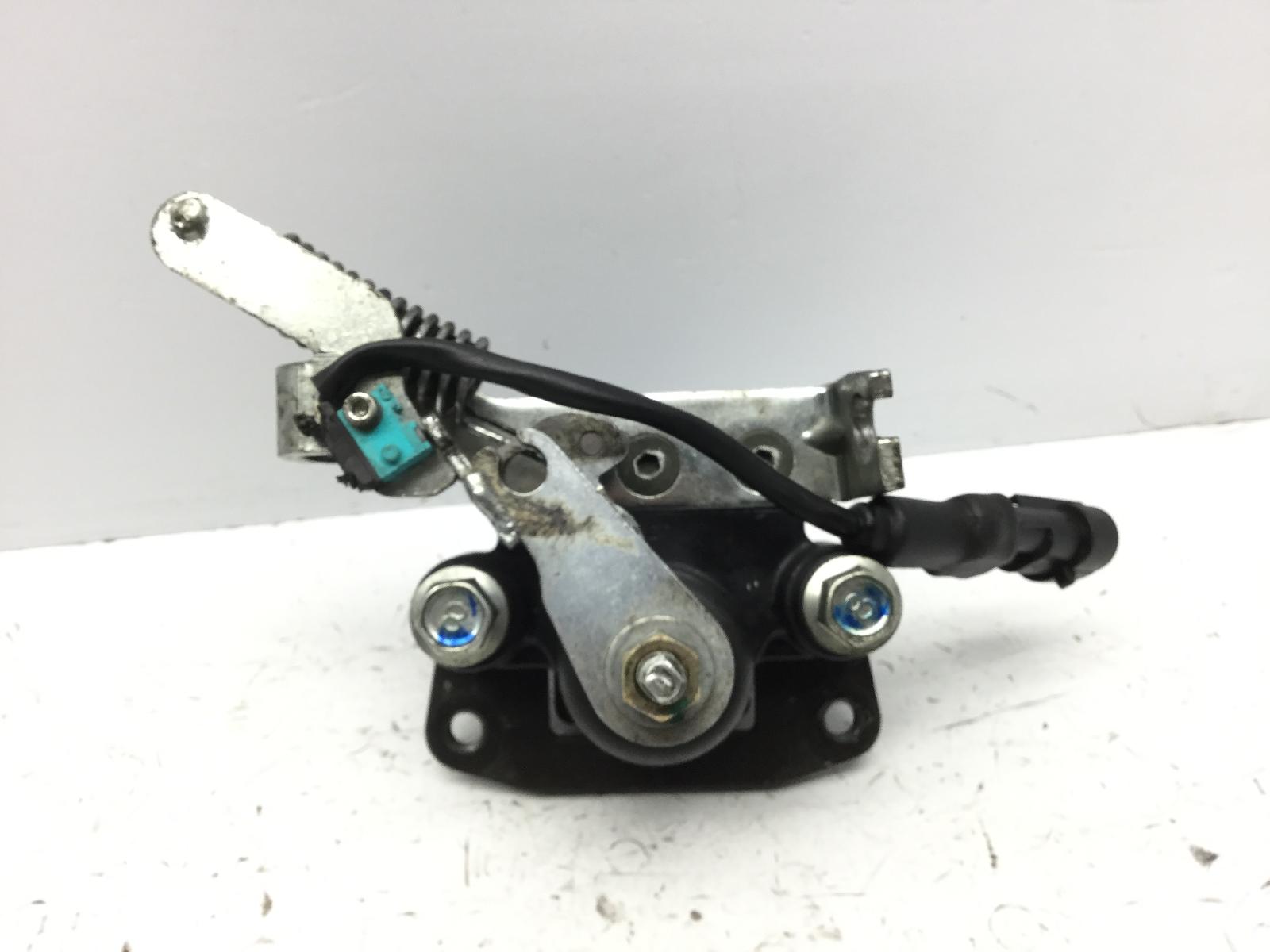 Piaggio mp3 250 pinza freno anteriore antirollio stazionamento 2006 2008 m47201