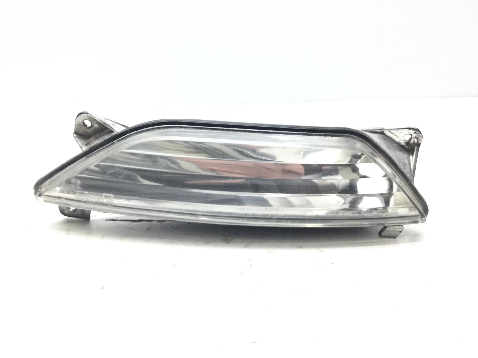 Piaggio mp3 250 freccia anteriore destra no portalampada 2006 2008 m47201