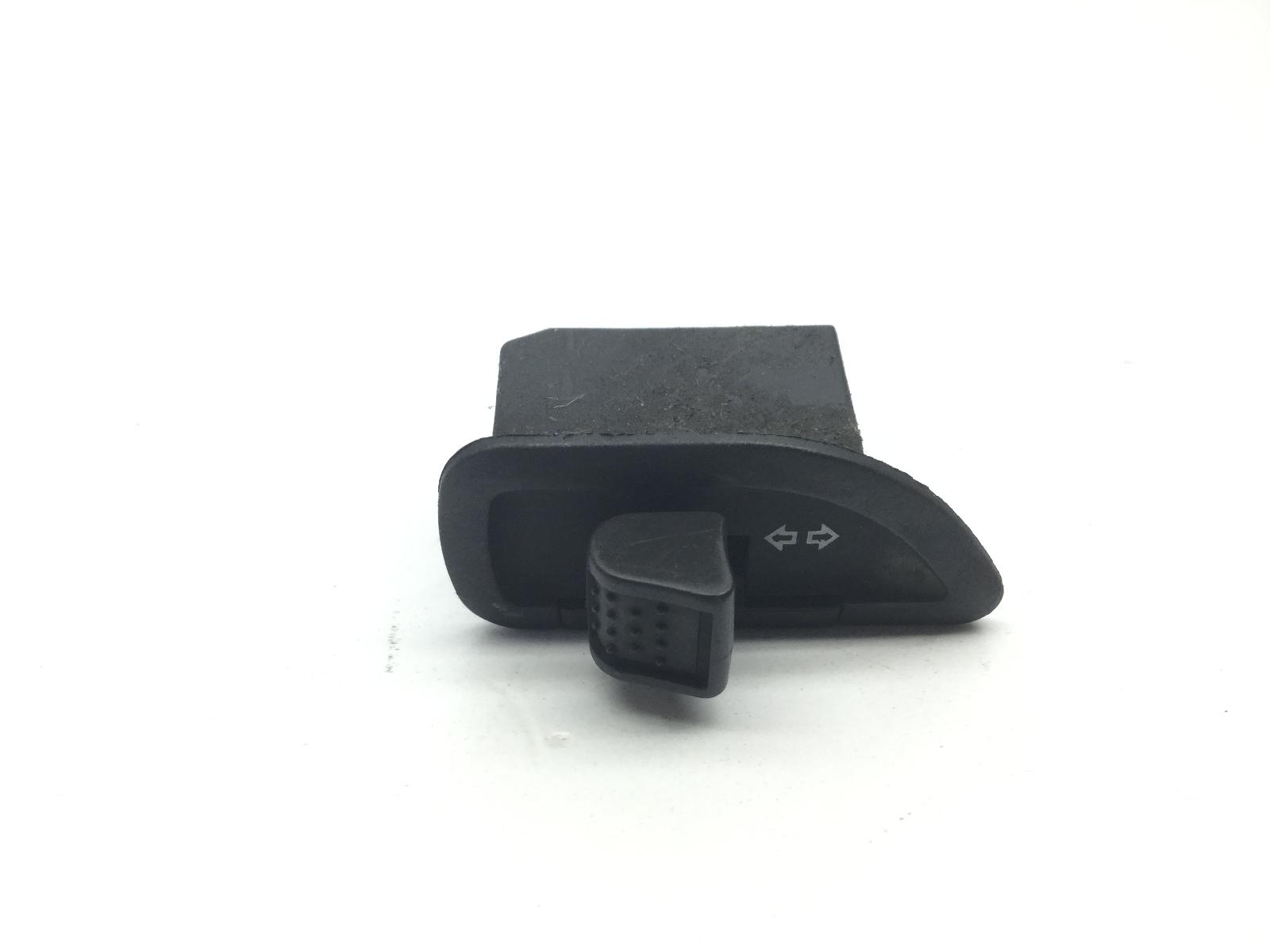 Piaggio mp3 250 tasto pulsante frecce lampeggiatori indicatori 2006 2008 m47201