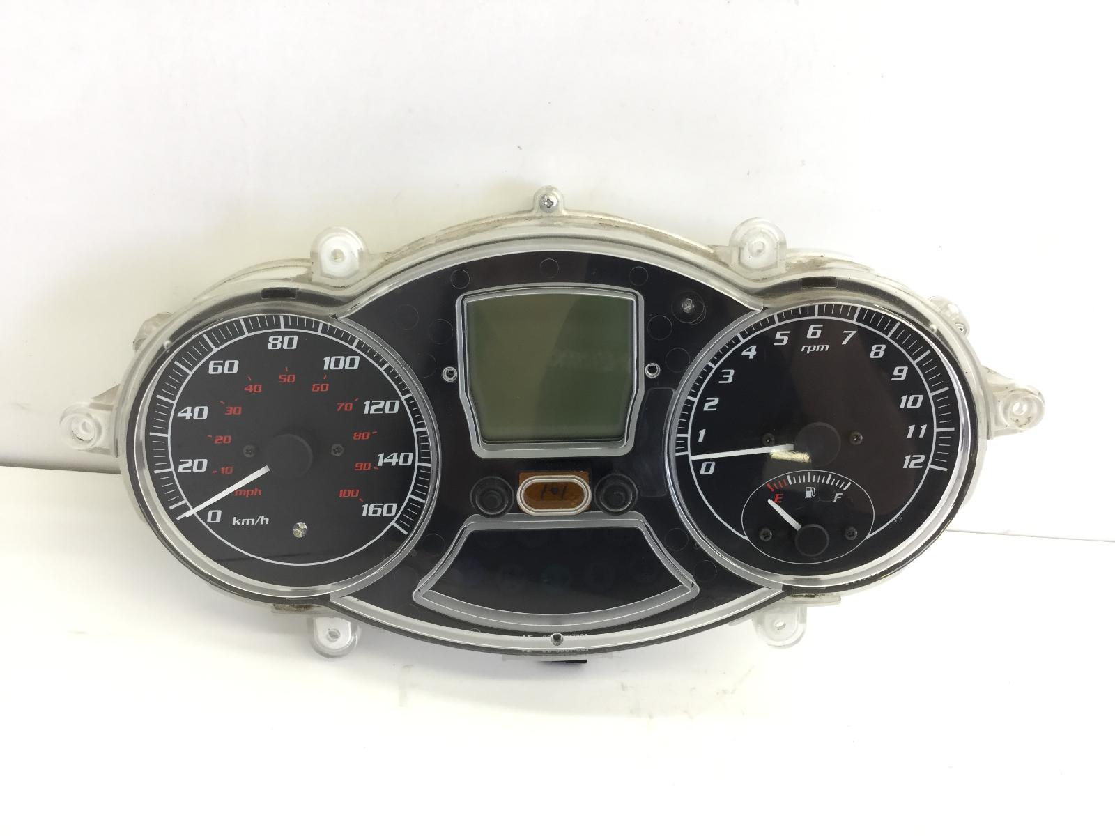 Piaggio mp3 250 strumentazione contachilometri 2006 2008 m47201