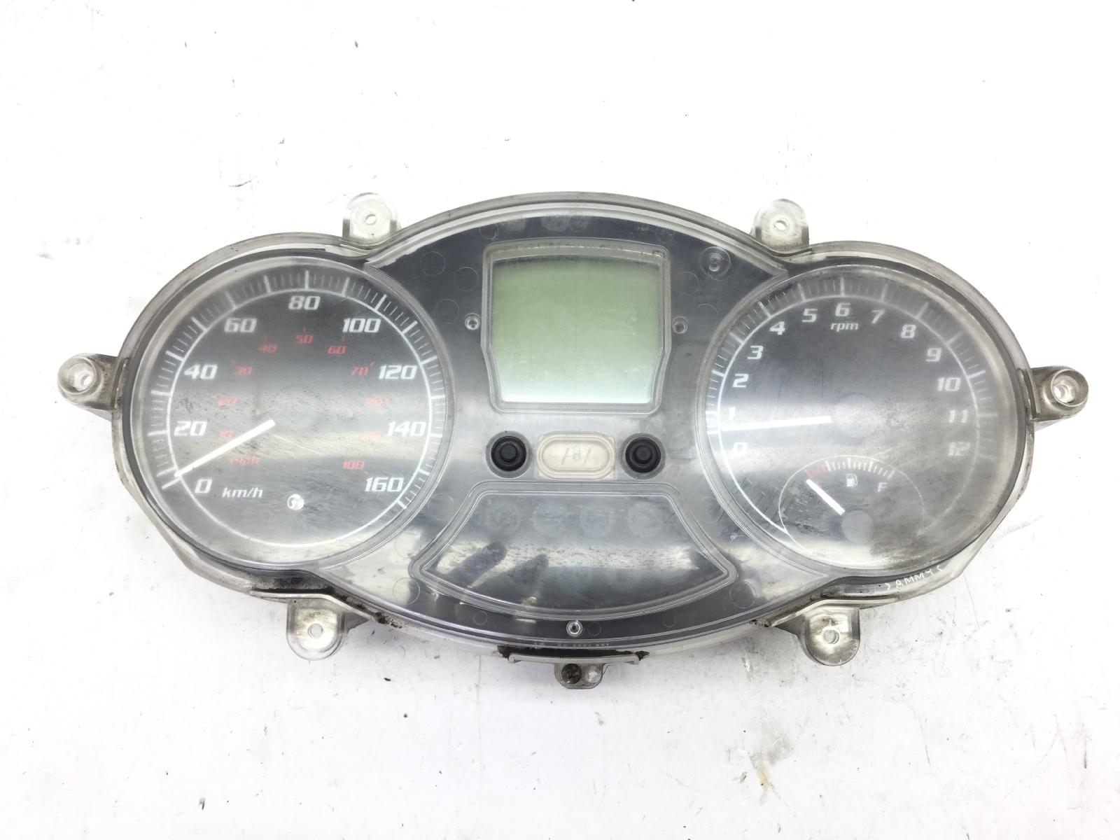 Piaggio mp3 250 strumentazione contachilometri tachimetro 2006 2008 m47201