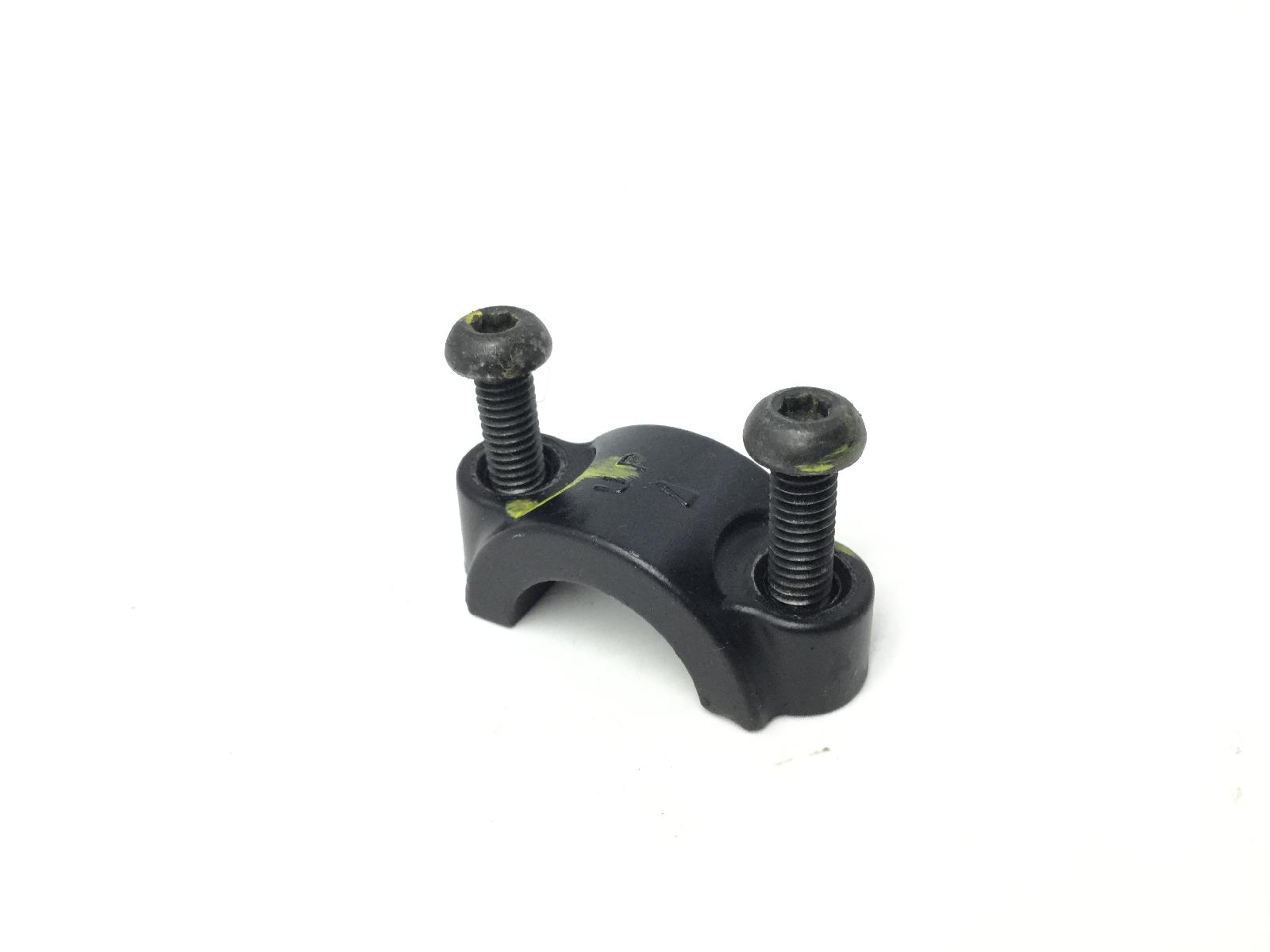 Cavallotto pompa freno posteriore sinistra piaggio mp3 250 2006 2008 m47201