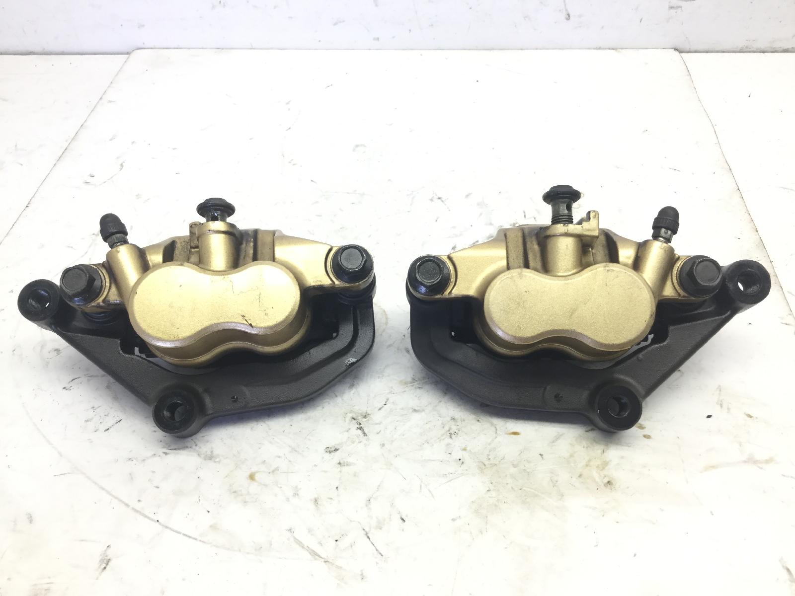 Yamaha t-max xp 500 coppia pinze freno anteriori - interasse: 83 mm 2004 2004 sj031