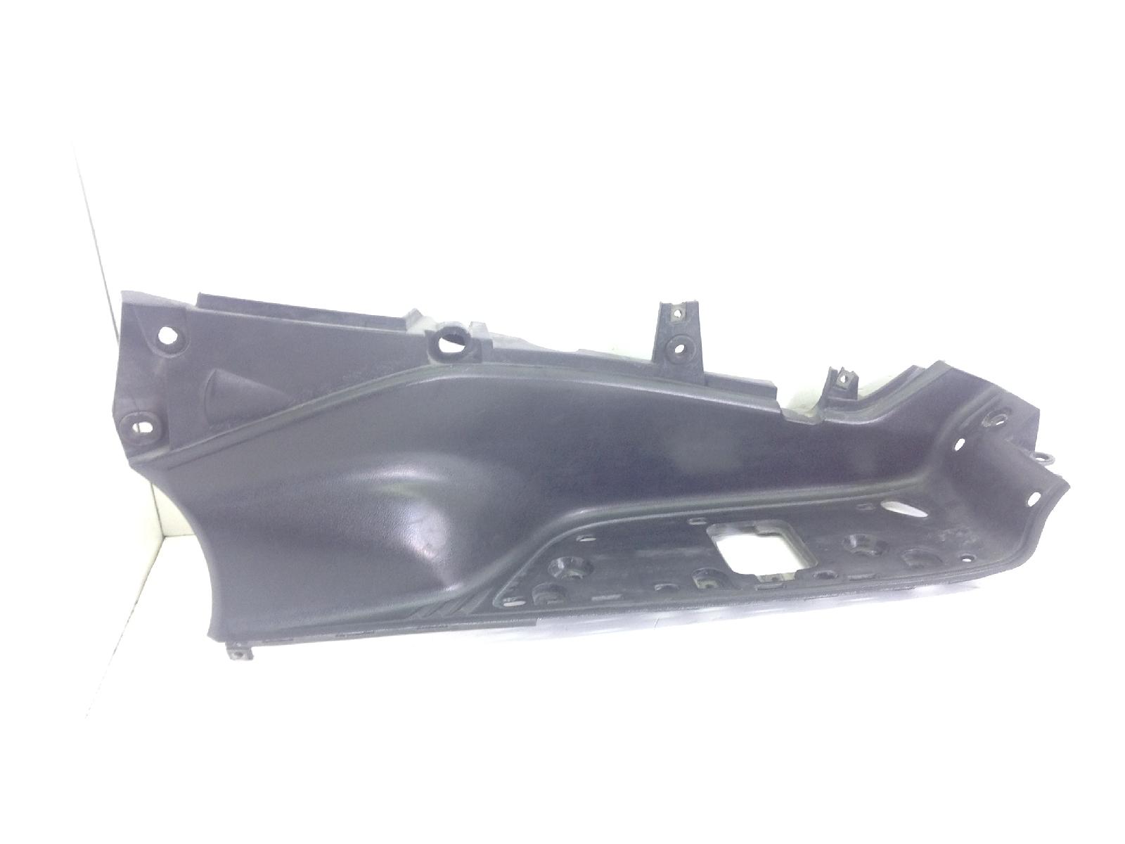 Yamaha t-max xp 500 carena pedana pavimento poggiapiedi destra 2004 2004 sj031