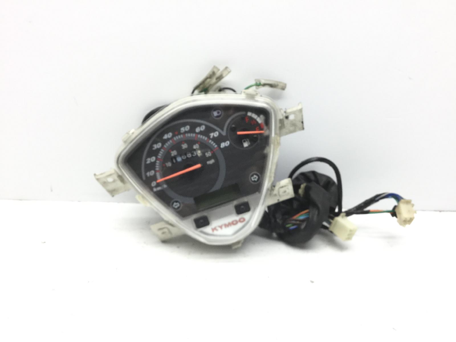 Kymco super 8 4t 50 strumentazione contachilometri 2013 2013 u71000