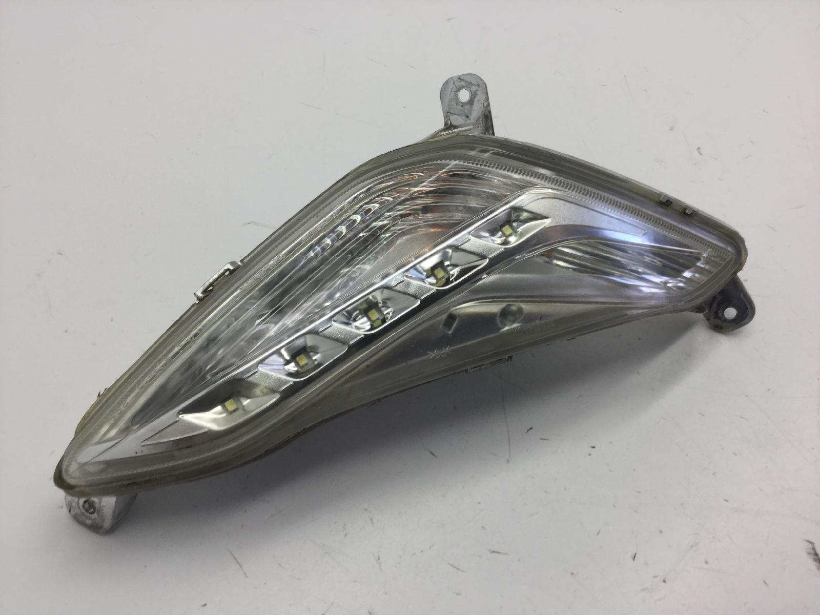 Piaggio beverly 4t 4v ie 300 freccia lampeggiatore anteriore destro 2010 2016 m69200