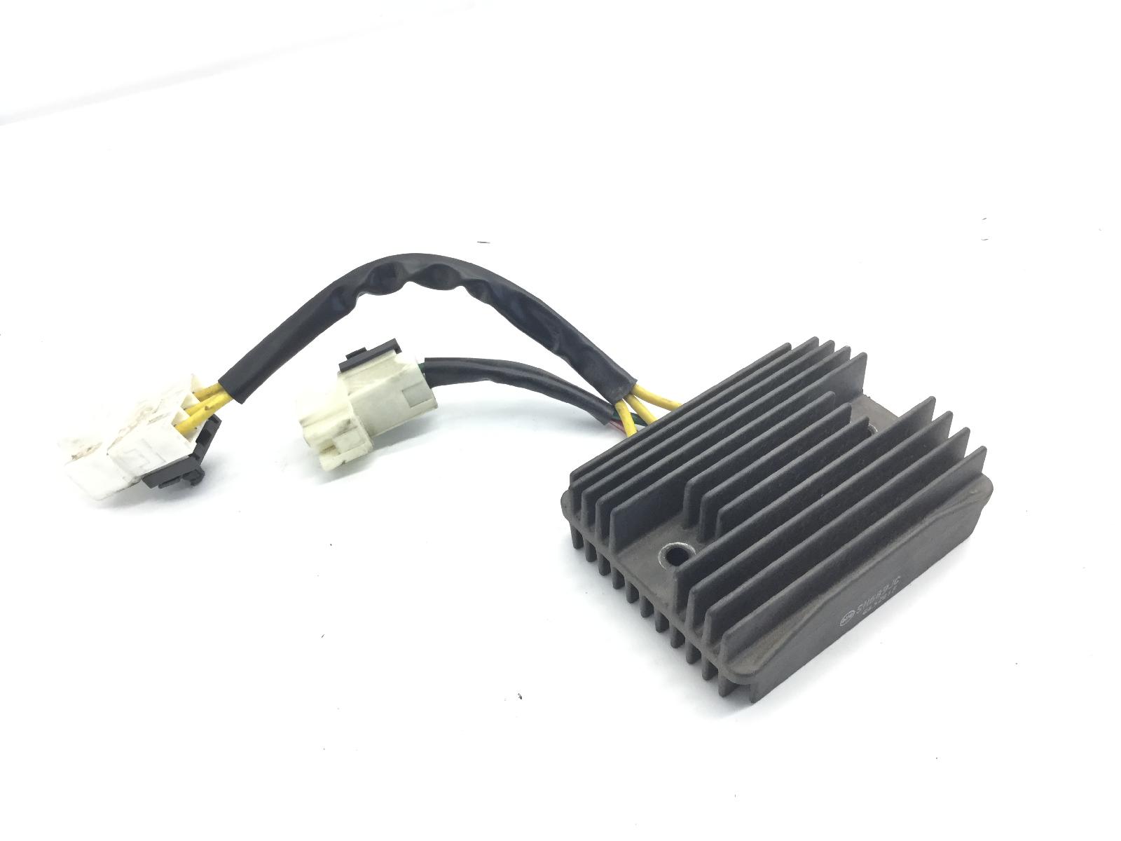 Piaggio beverly 4t 4v ie 300 regolatore di tensione 2010 2016 m69200