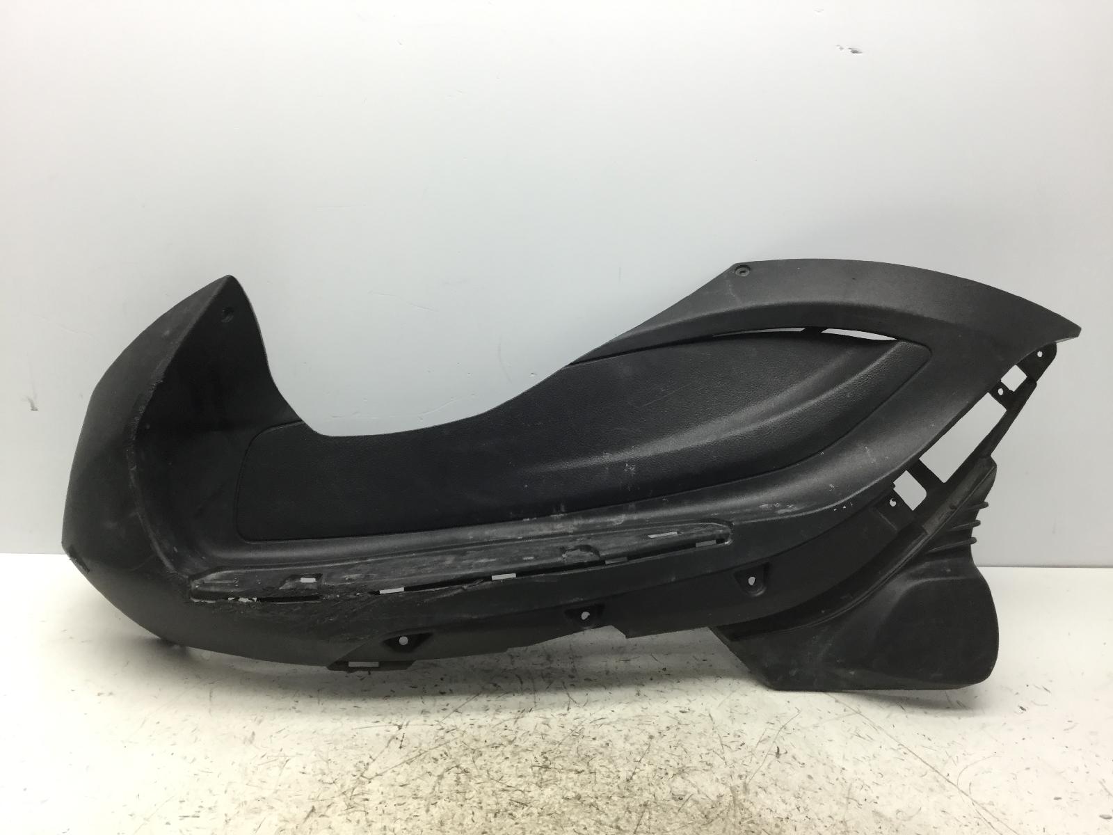 Piaggio beverly 4t 4v ie 300 carena sinistra pedana pavimento 2010 2016 m69200