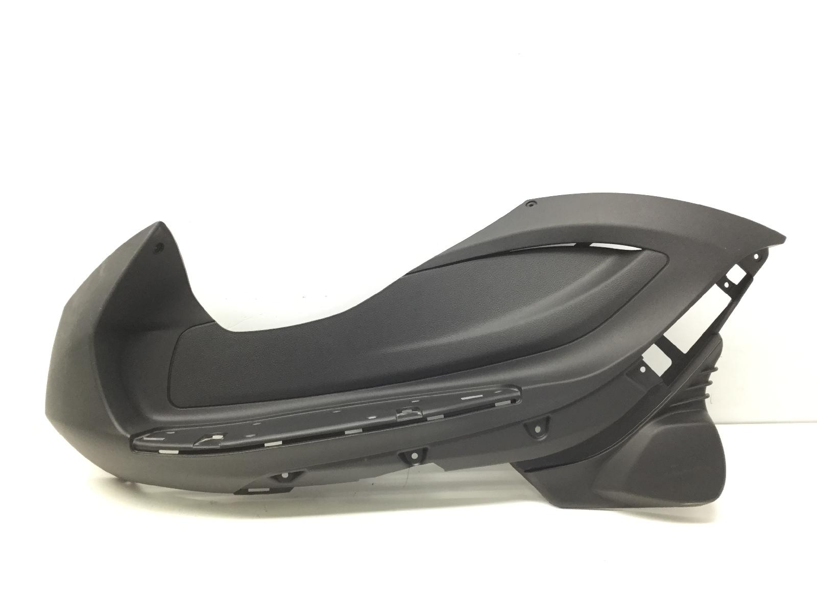 Piaggio beverly 4t 4v ie 300 carena pedana pavimento poggiapiedi sinistra 2010 2016 m69200