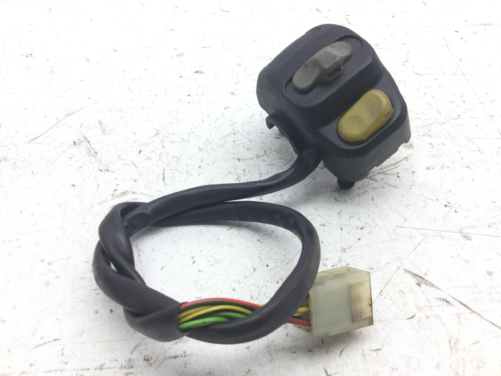 Aprilia scarabeo mot minarelli 100 commutatore devio luci destro 2000 2000 rea0