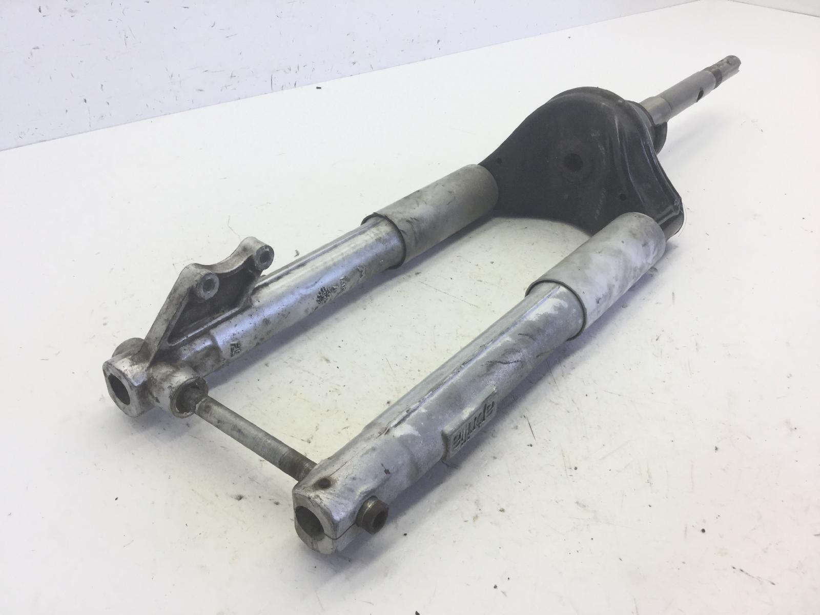 Aprilia scarabeo mot minarelli 100 forcella foderi steli piastra inferiore 2000 2000 rea0