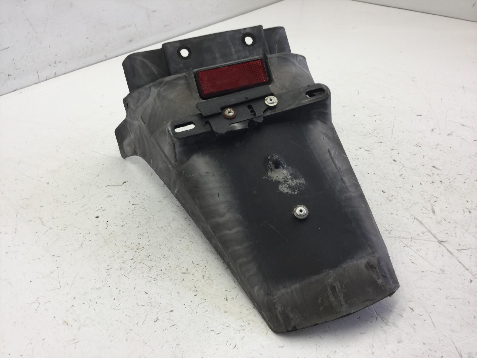 Honda lead 100 parafango posteriore porta targa deformato 2003 2003 me4jf11a
