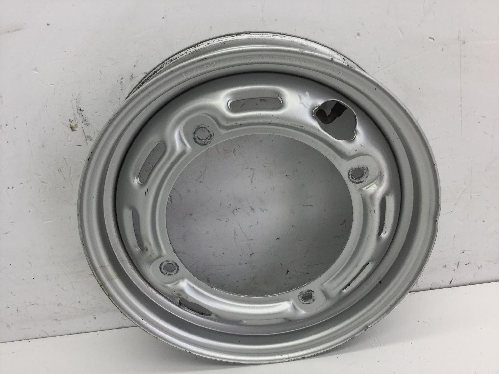 Honda lead 100 cerchio ruota anteriore 10 x 2.15 leggemrmente ammaccato 2003 2003 me4jf11a