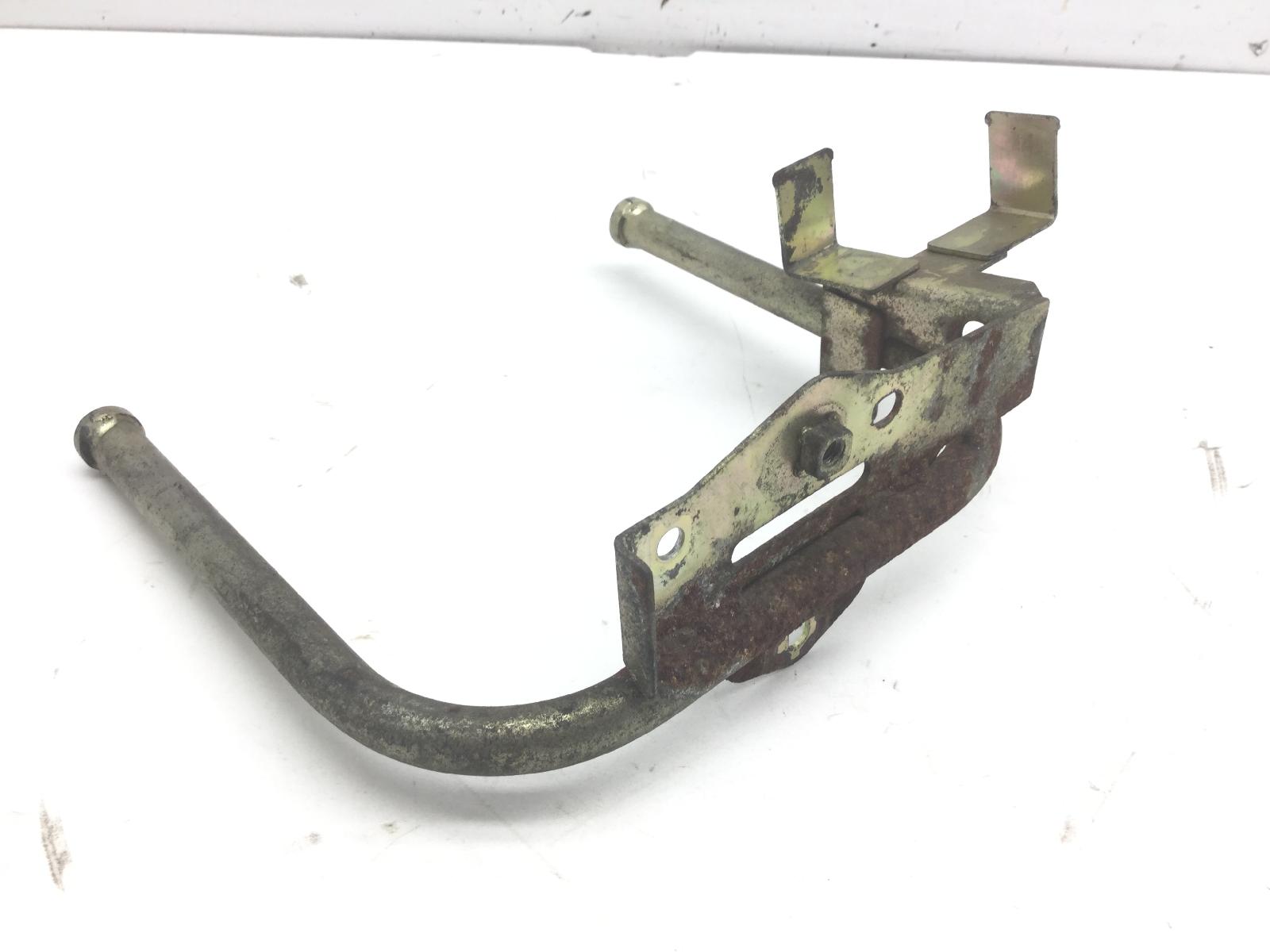Honda lead 100 staffa supporto carena scudo anteriore con tracce di ruggine 2003 2003