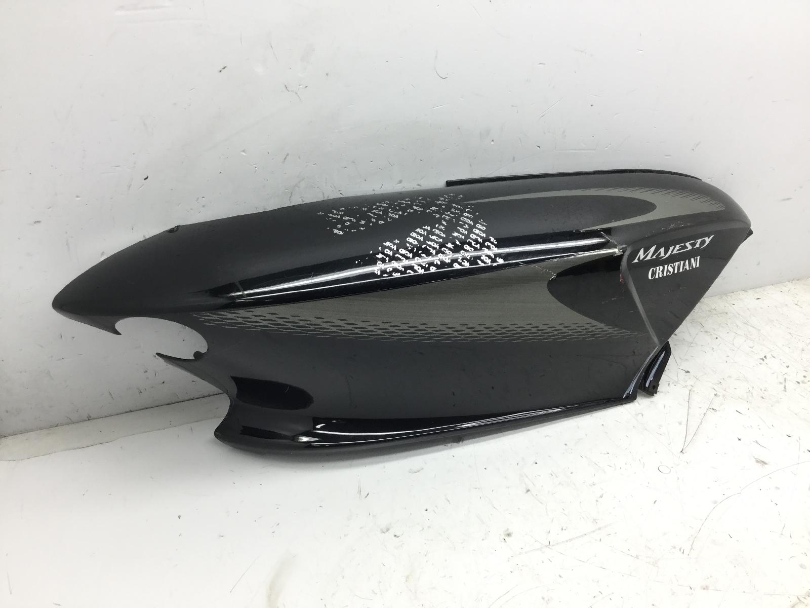 Yamaha majesty yp 125 carena fiancata posteriore destra con rottura 2003 2005 se066