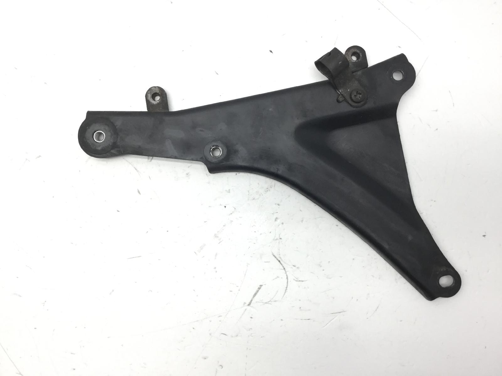 Yamaha majesty yp 125 staffa supporto scarico marmitta 2003 2005 se066