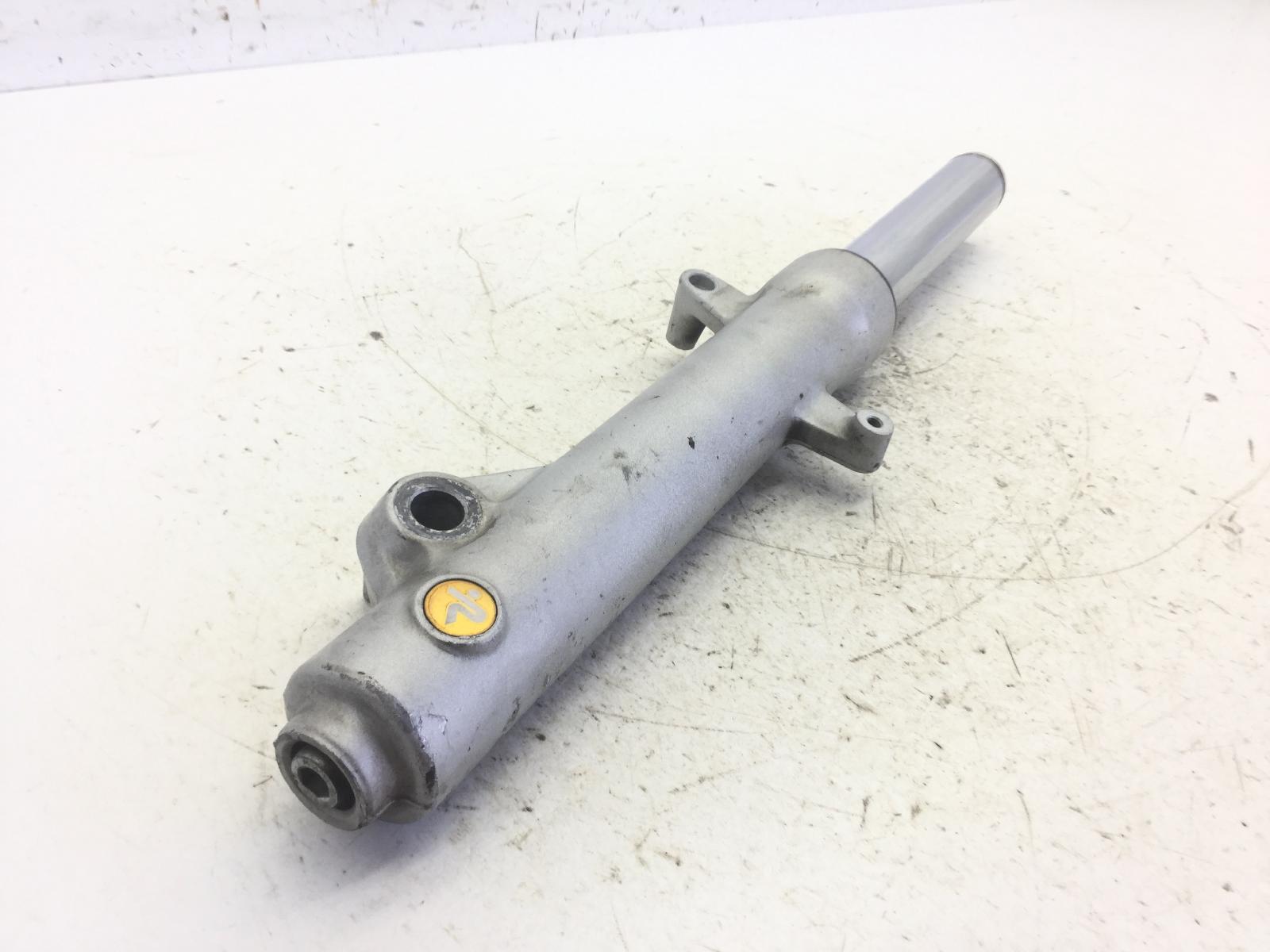 Malaguti madison t 150 fodero forcella destro - punti su parte alta stelo 1999 2001 550000
