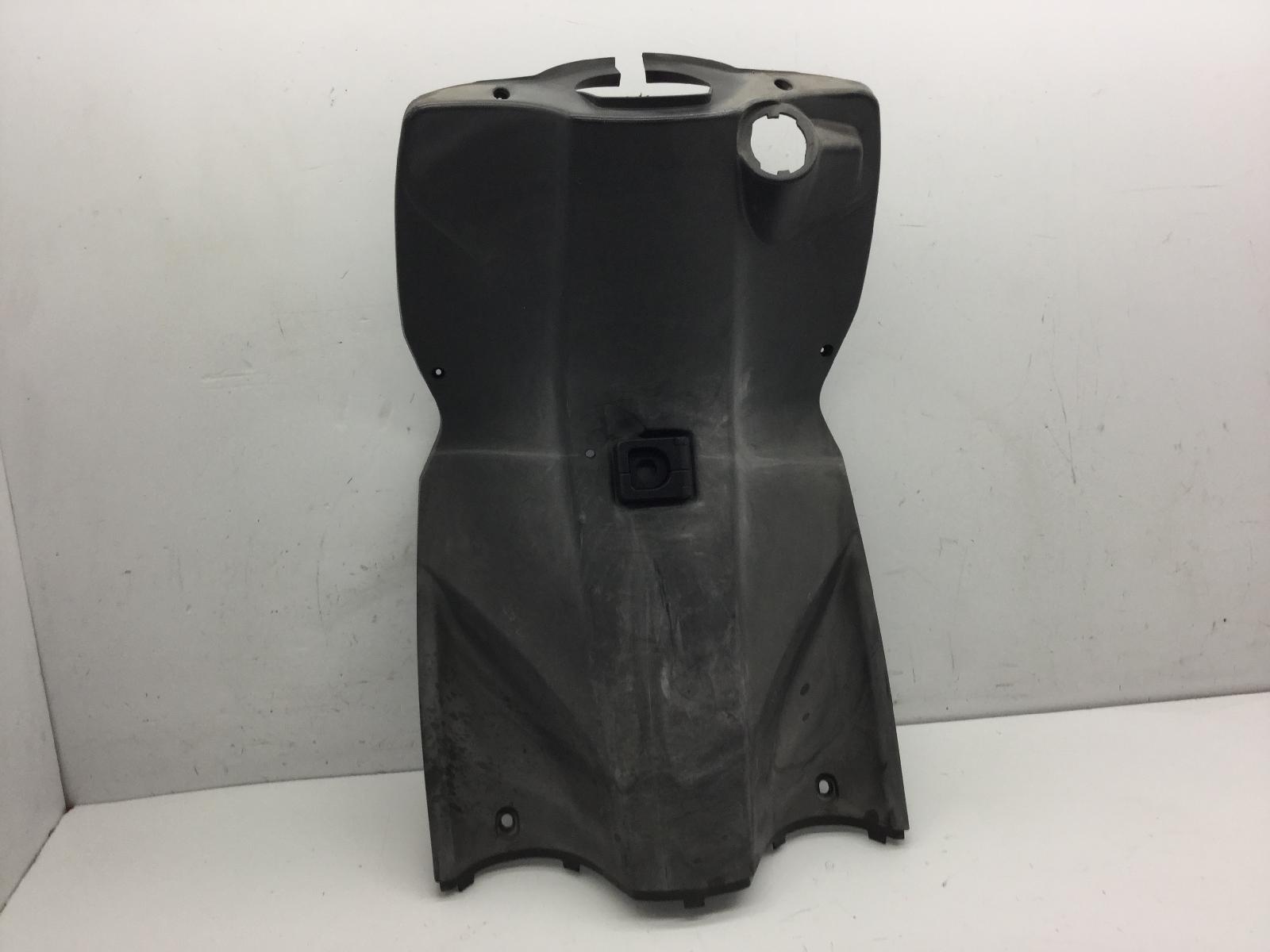 Peugeot kisbee 4t 50 carena controscudo retroscudo con attacco rotto 2010 2010 vgak1aaaa0j