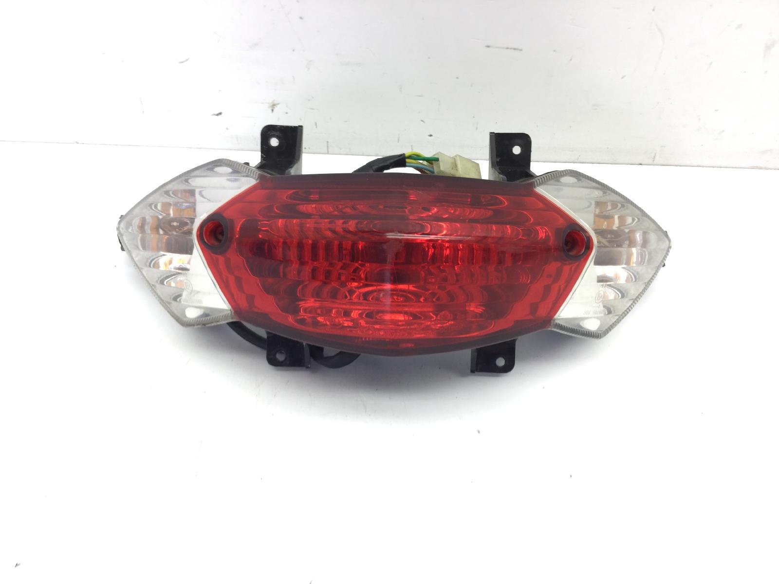 Peugeot kisbee 4t 50 faro fanale frecce posteriore 2010 2010 vgak1aaaa0j