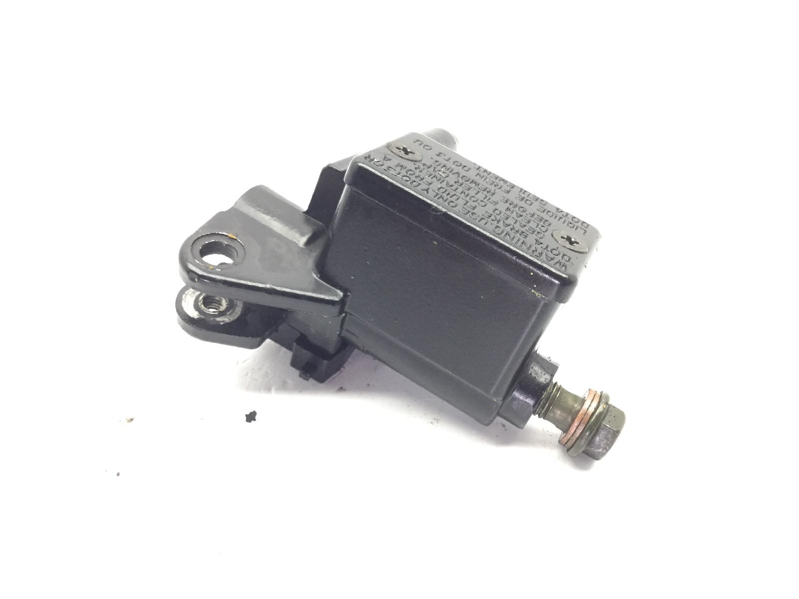Peugeot kisbee 4t 50 pompa freno anteriore destra 2010 2010 vgak1aaaa0j