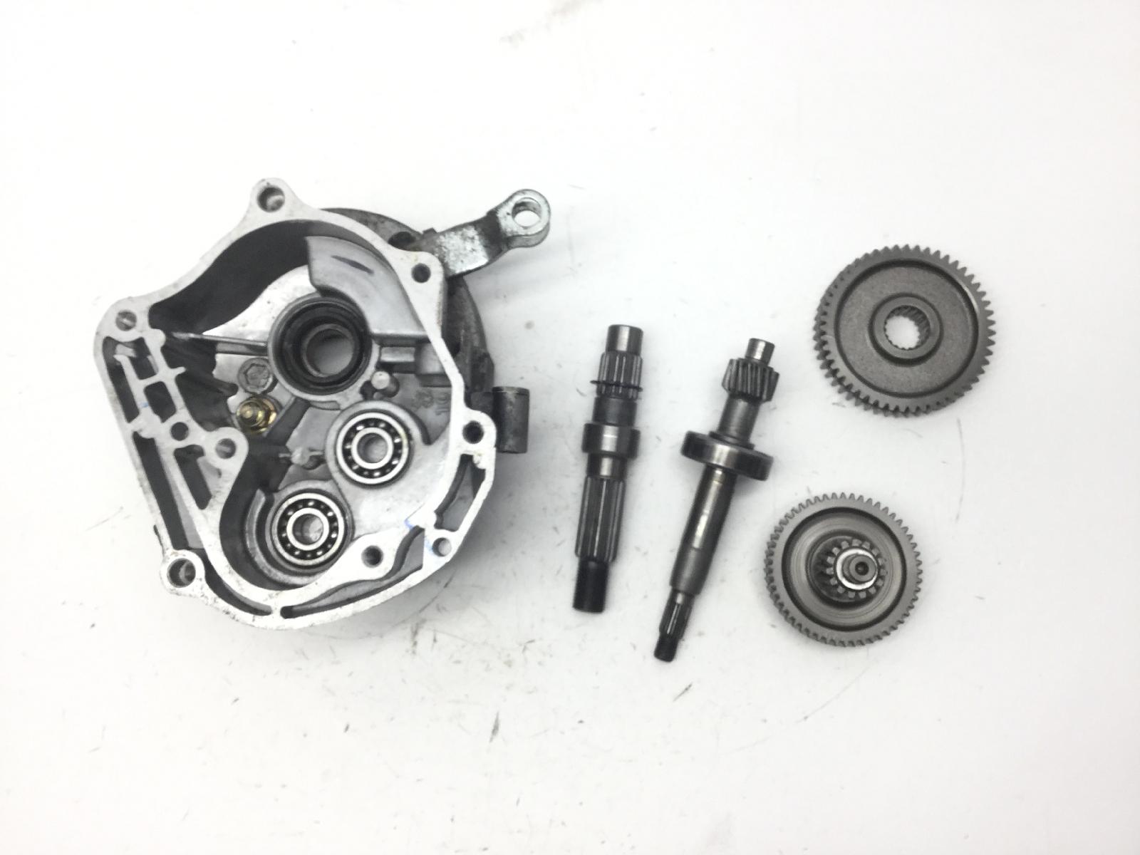 Peugeot kisbee 4t 50 carter e ingranaggi ruota posteriore 2010 2010 vgak1aaaa0j