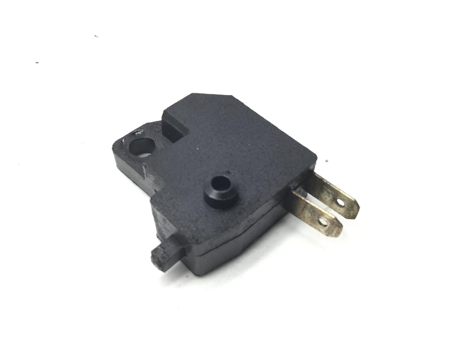 Peugeot kisbee 4t 50 sensore pulsante stop microstop freno anteriore 2010 2010 vgak1aaaa0j